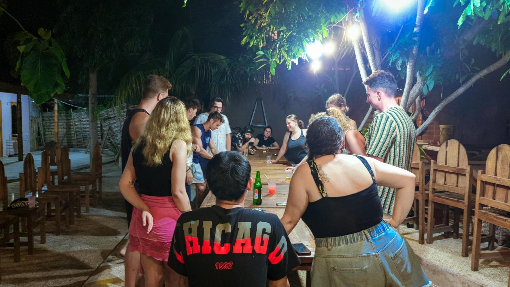 Jati Village, Party Hostel And Bungalows غيلي تراوانغان المظهر الخارجي الصورة