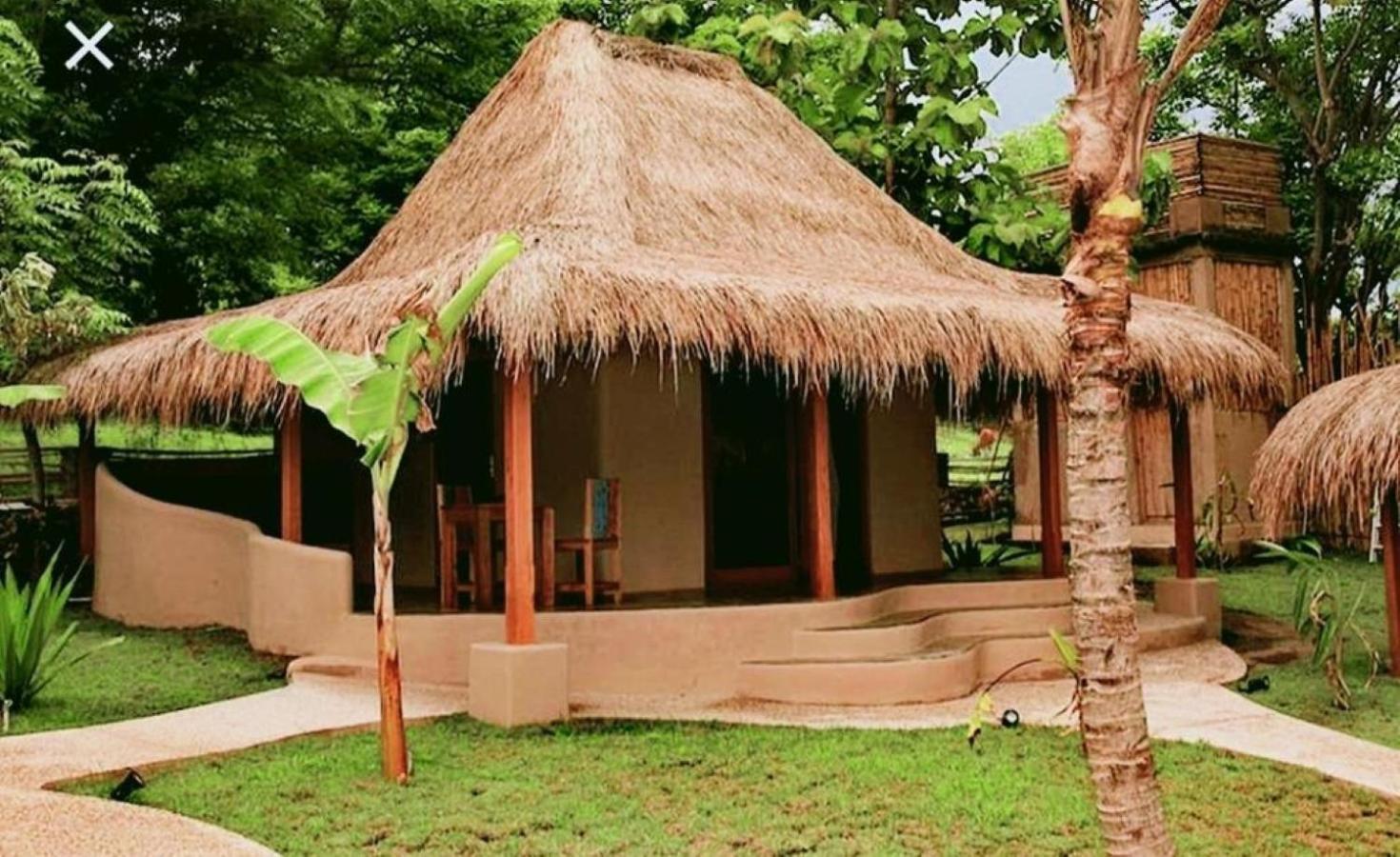 Jati Village, Party Hostel And Bungalows غيلي تراوانغان المظهر الخارجي الصورة