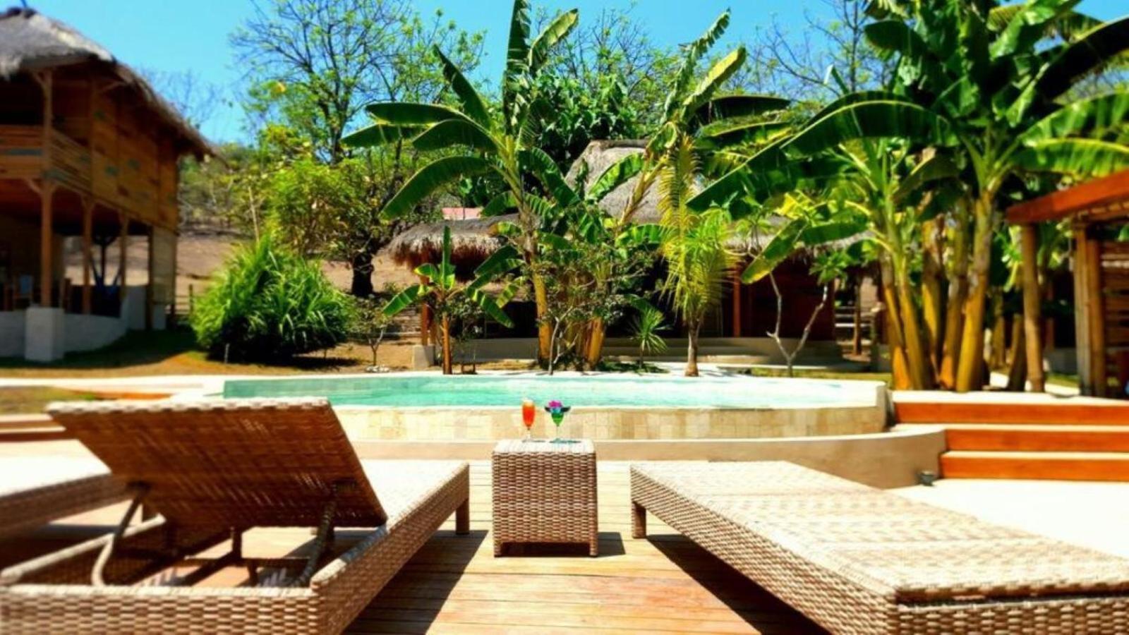 Jati Village, Party Hostel And Bungalows غيلي تراوانغان المظهر الخارجي الصورة